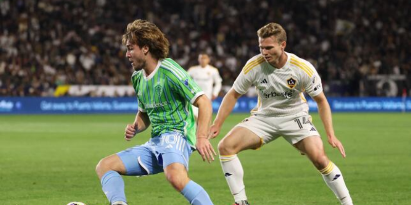 Regular-season matches: yes, ties are allowed